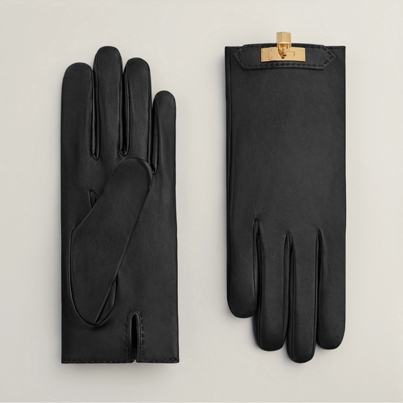 Hermes Accessories - Hermes Soya Gloves in black with gold hardware size 70